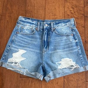 Distressed Mom Short
